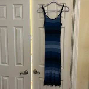Banana Republic maxi dress worn once